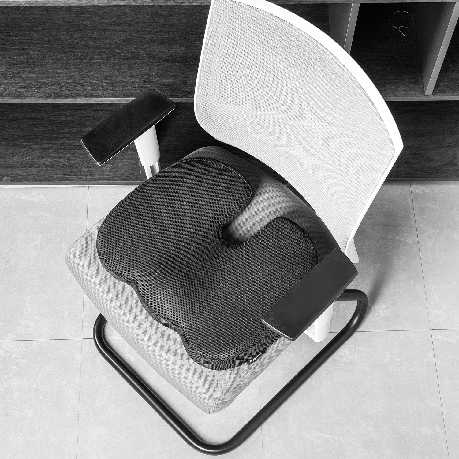 Cojin asiento Amazon Basics viscoelastico – Confort oficina 45x36x7cm